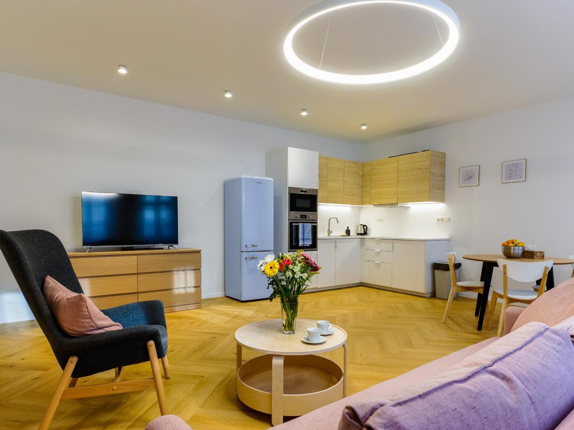 Hviezdoslavova Apartments, Trnava Centre, Parking Available エクステリア 写真