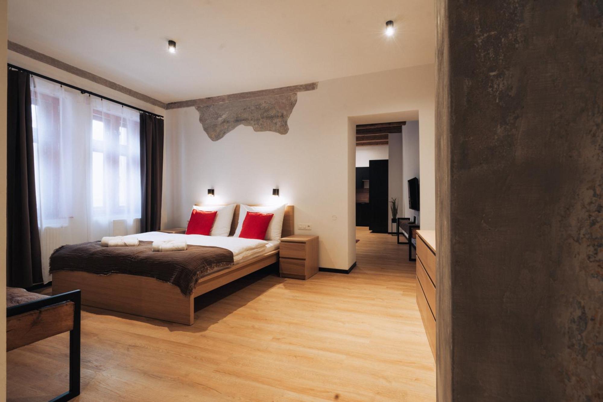Hviezdoslavova Apartments, Trnava Centre, Parking Available エクステリア 写真