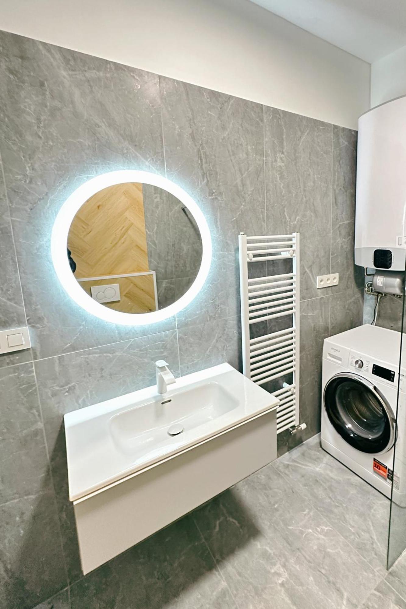 Hviezdoslavova Apartments, Trnava Centre, Parking Available エクステリア 写真